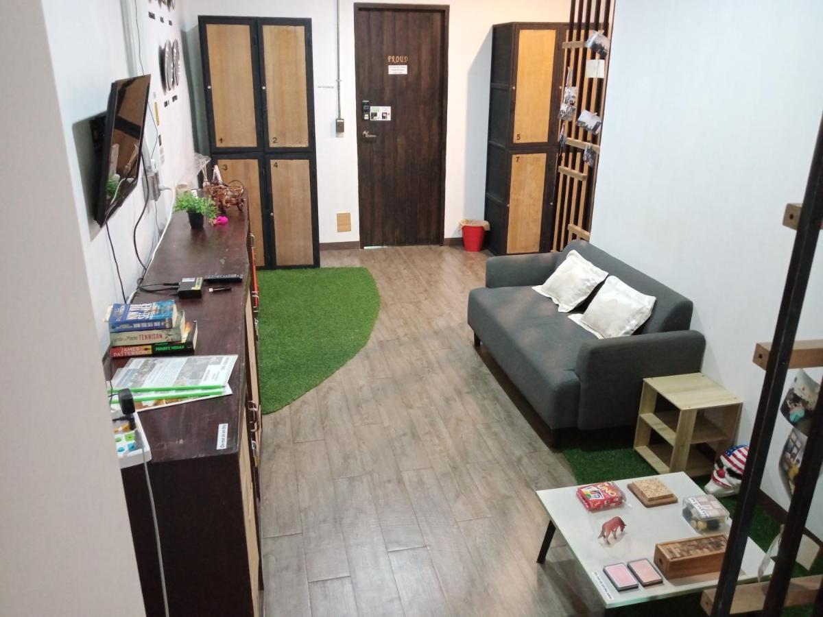 Feel Good Bangkok Hostel Экстерьер фото