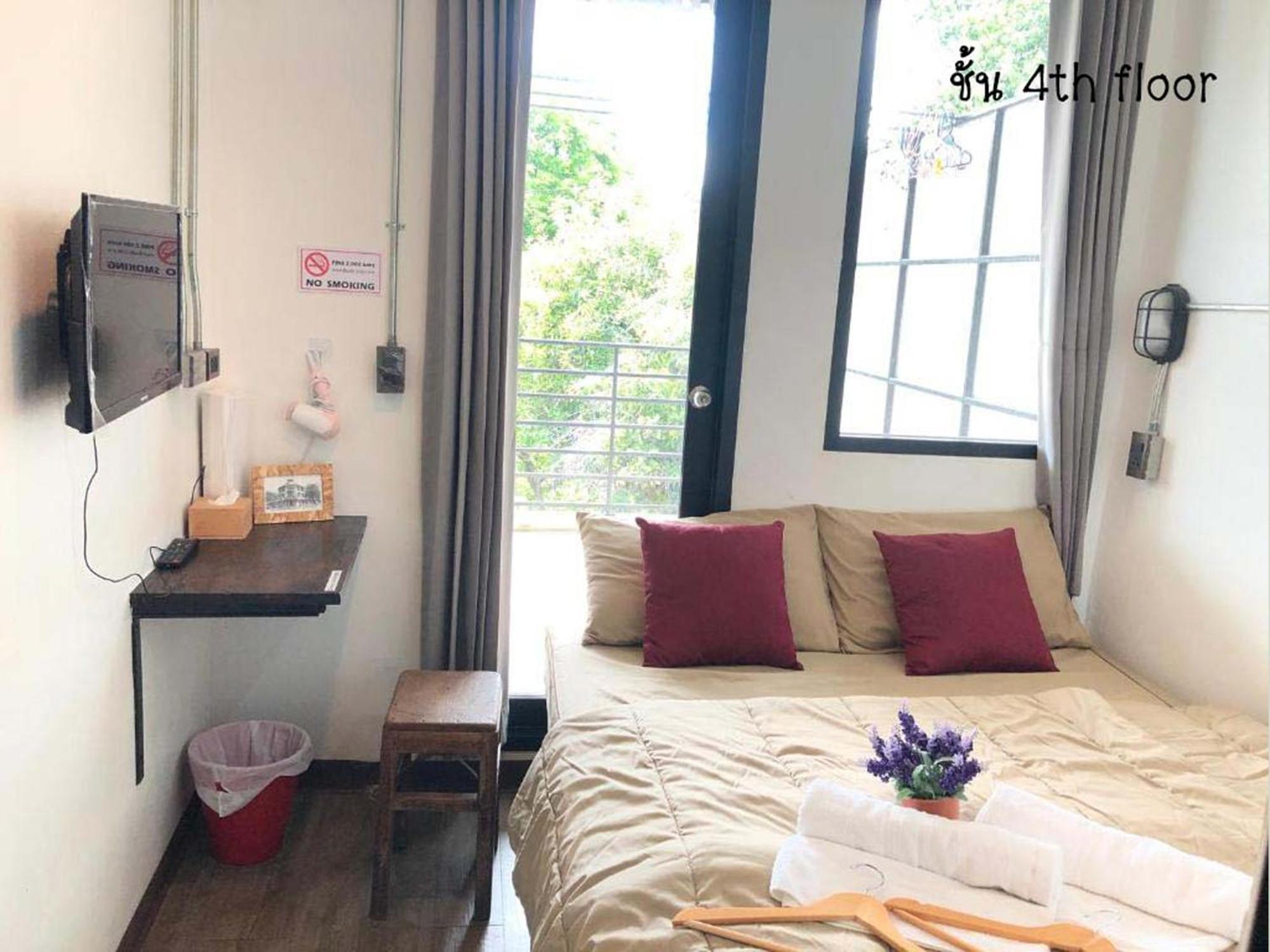 Feel Good Bangkok Hostel Экстерьер фото