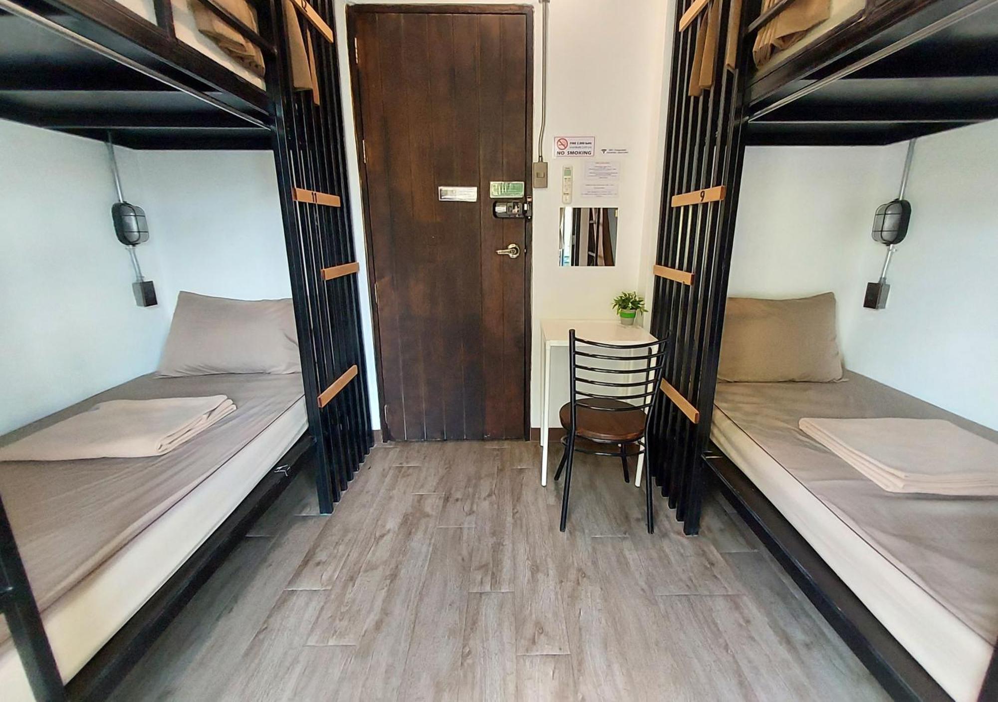 Feel Good Bangkok Hostel Экстерьер фото