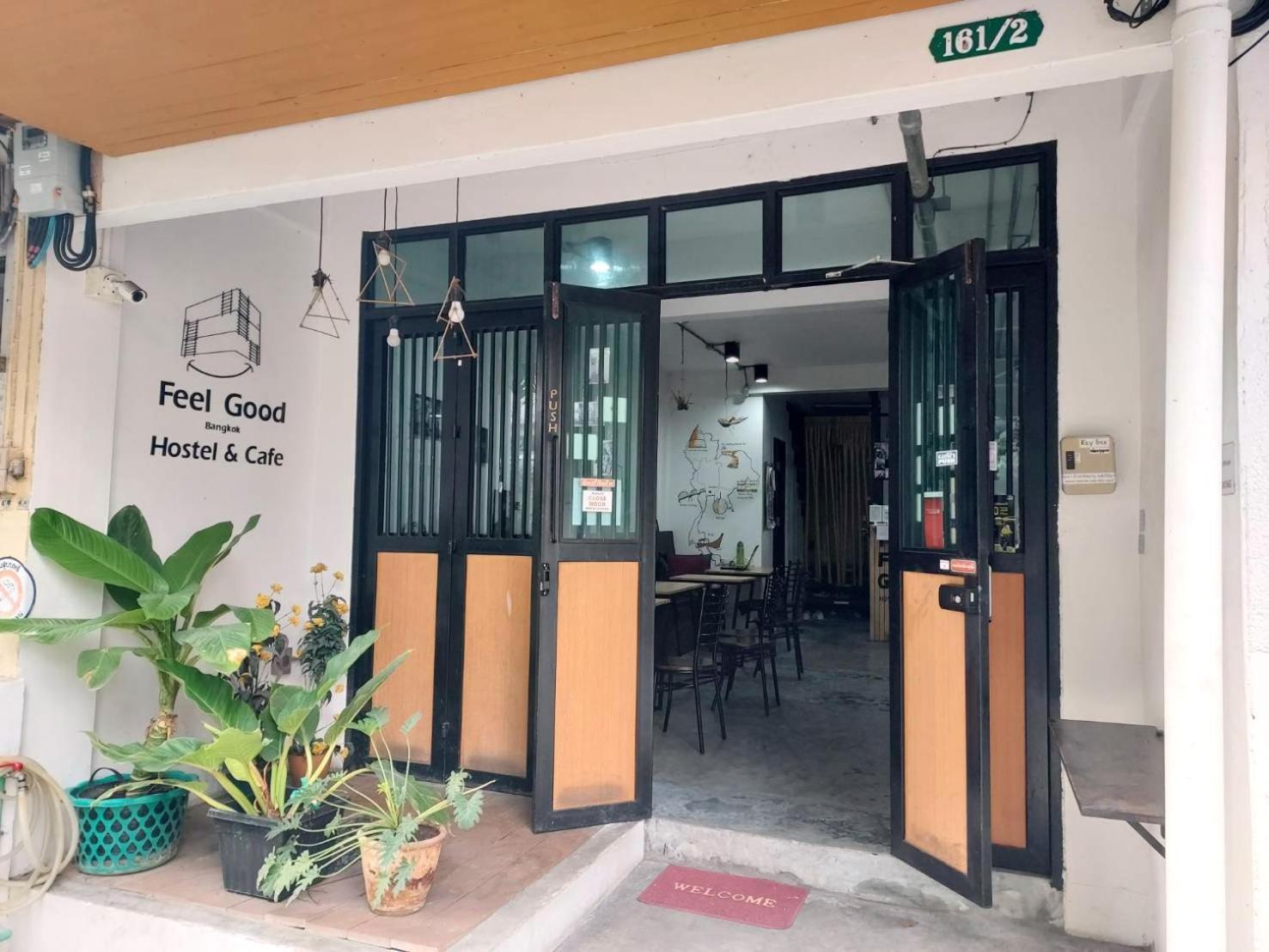 Feel Good Bangkok Hostel Экстерьер фото