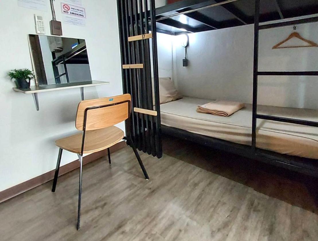 Feel Good Bangkok Hostel Экстерьер фото